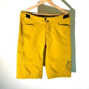 Troy Lee Designs Flowline MTB mountain bike trail shorts
